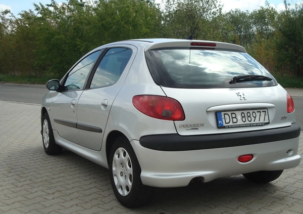 Peugeot 206 cena 8800 przebieg: 167000, rok produkcji 2009 z Wałbrzych małe 436